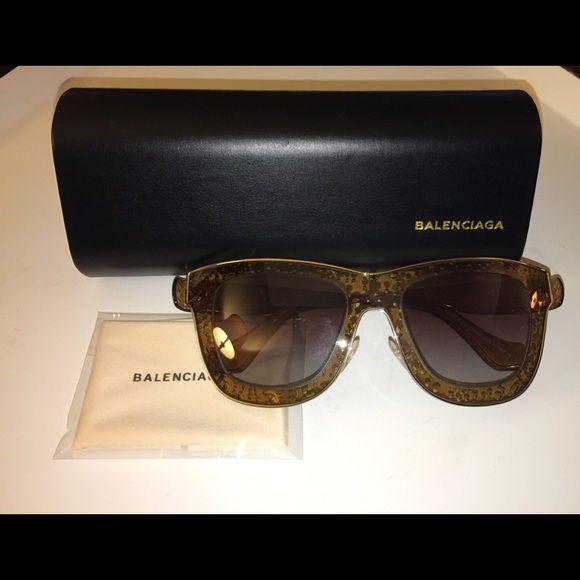 BALENCIAGA BA 0055 SUNGLASSES GOLD NEW IN CASE - Picture 1 of 7